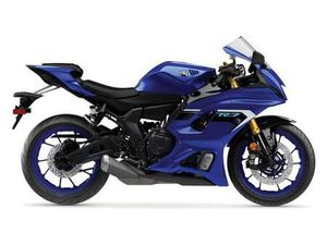 2025 YAMAHA YZF-R7