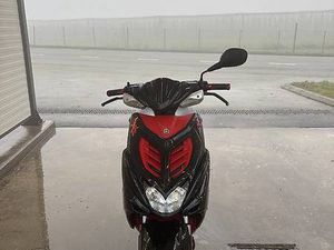 YAMAHA AEROX 2013 50 CC