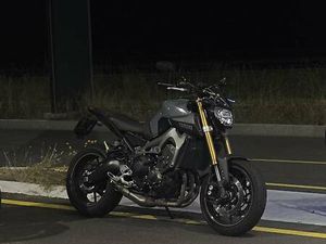 YAMAHA MT09 850 CCM (35KW) CANTON BERNE -