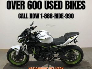 2021 KAWASAKI NINJA® 650 ABS METALLIC SPARK BLACK/METALLIC IMPERIAL RED