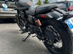 KSR MOTRON REVOLVER 125 , 4.207 KM, EZ 08/2022