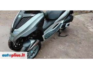 PIAGGIO MP3 300 CC, TRIKES
