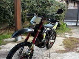 FANTIC XEF 125 COMPETITION