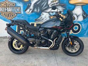 HARLEY-DAVIDSON PAN AMERICA 1250 ST