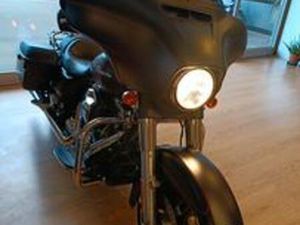 HARLEY-DAVIDSON FLHX STREET GLIDE FLHXS