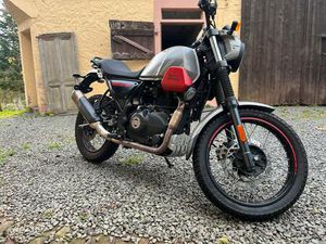 ROYAL ENFIELD SCRAM 411 IN GEPFLEGTEM ZUSTAND