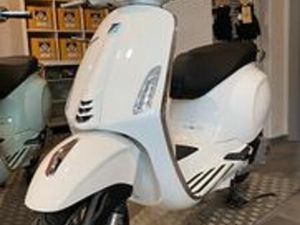 VESPA PRIMAVERA 125 - E5+