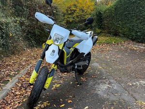 HUSQVARNA 701