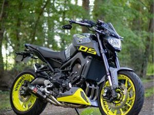YAMAHA MT09