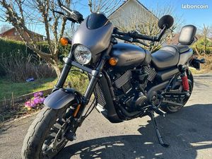 HARLEY DAVIDSON 750 STREET ROD