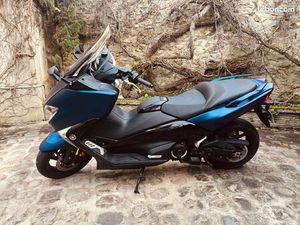 YAMAHA TMAX 530 DX 2018 BLEU MAT