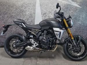 SUZUKI GSX-8T 800 CM3