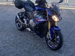 BMW S1000R