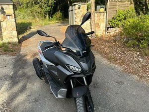 SCOOTER SR 125 GT