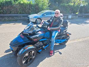 VEND CAN AM SPINDER RS FASSE DEUX 2023