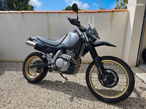 HONDA NX 650 DOMINATOR RD02