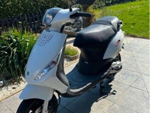 VEND OU ÉCHANGE ZIP