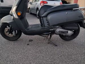 VEND SCOOTER KYMCO 50CM3