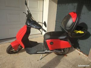 CAUSE MALADIE, VENDS SCOOTER SUPER SOCO CU-X,