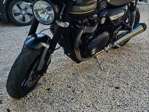 TRIUMPH SPEEDTWIN 1200 CC