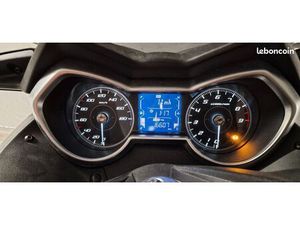 SCOOTER XMAX 400 TECH