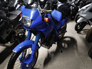 HONDA NX 500 DOMINATOR →