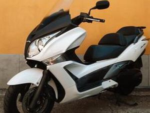 KYMCO X-TOWN 125I - 2011