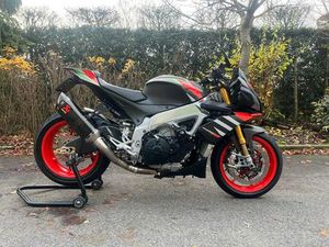 ② APRILIA TUONO V4 1100 FACTORY