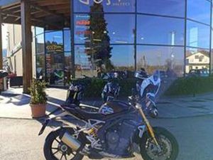 TRIUMPH SPEED TRIPLE 1200 RS | FF65224