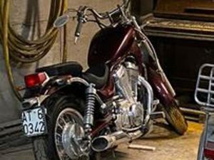 SUZUKI VS INTRUDER 750 - 1987