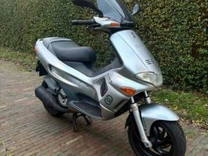 GILERA RUNNER 125CC SD 180 172 — SCOOTERS | PIAGGIO — MARKTPLAATS