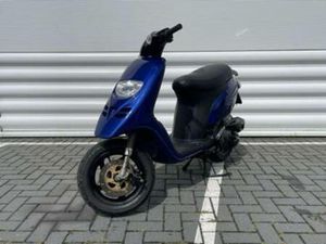 PIAGGIO TYPHOON 125CC A1 — SCOOTERS | PIAGGIO — MARKTPLAATS