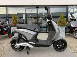 PIAGGIO 1 (ONE) 45KM NIEUW! — SCOOTERS | PIAGGIO — MARKTPLAATS