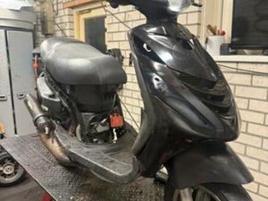 ZIP 187 STAGE 3 OP BROM — SCOOTERS | PIAGGIO — MARKTPLAATS