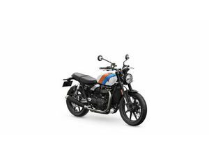 TRIUMPH SPEED TWIN 900