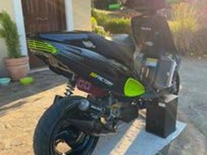 PHANTOM F12 DA PISTA