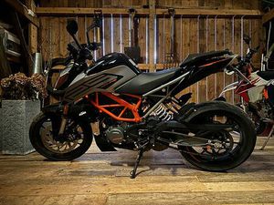 KTM DUKE 125 (EUROPEISK)