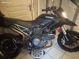 DUCATI 796 HYPERMOTARD