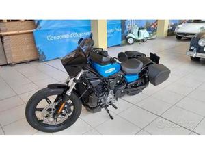 HARLEY-DAVIDSON NIGHTSTER 975