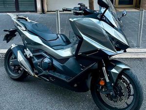 HONDA FORZA 750 CC DE 2025