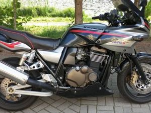 KAWASAKI ZRX1200 - MINT 14743 MILES