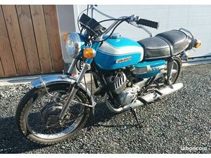 SUZUKI T 350 R DE 1974 EN RODAGE