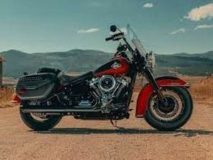 HARLEY-DAVIDSON HERITAGE CLASSIC