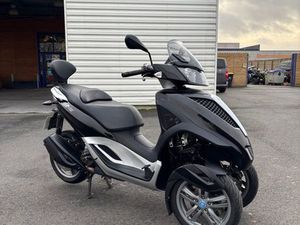 PIAGGIO MP3 YOURBAN 300