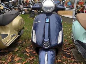 VESPA PRIMAVERA 125