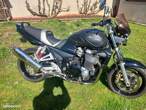 SUZUKI 1400 GSX