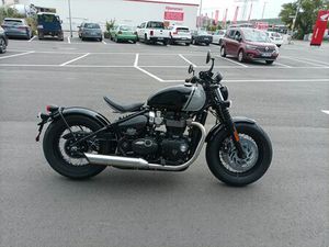 TRIUMPH BONNEVILLE BOBBER
