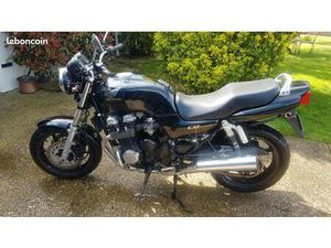 HONDA CB 750 SEVEN FIFTY