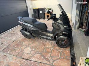 PIAGGIO MP3