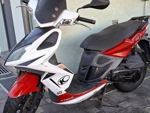 KYMCO SUPER 8 50 CANTON TESSIN -